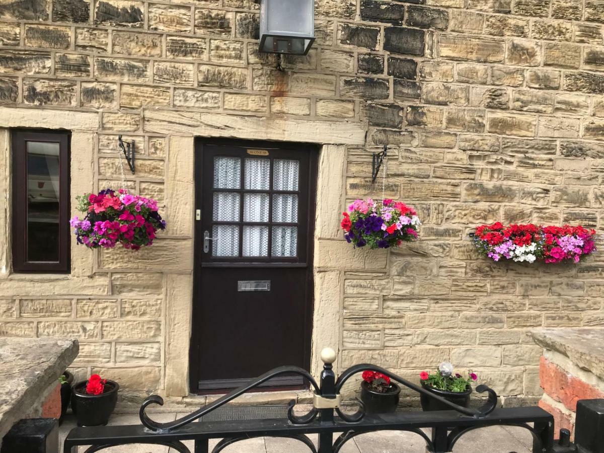 The Cottage, Cosy 2 Bedroom Pet Friendly Perfect For Contractors Free Secure Parking,Cctv Leeds  Exterior foto